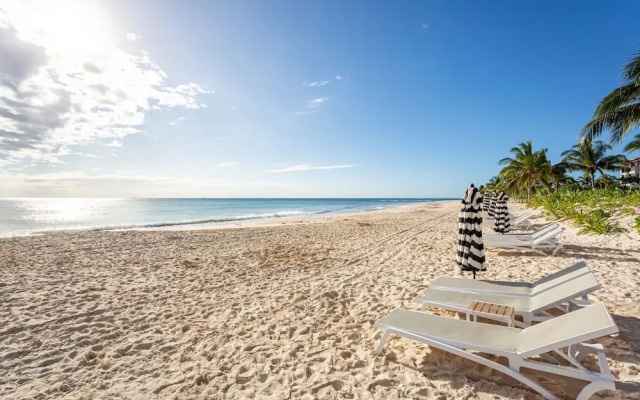 Casa Mar Penthouse  Mareazul 2 Bedroom Condo by RedAwning