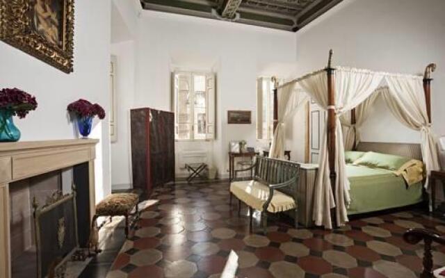 Campo dei Fiori Prestigious Suites