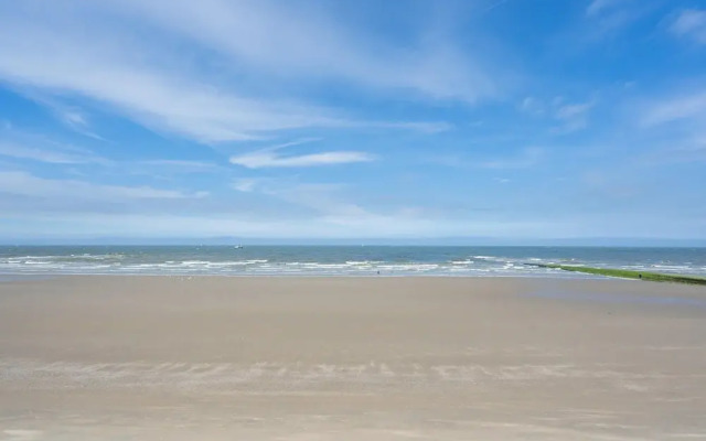 Comfortable Apartment in Oostende With sea Views