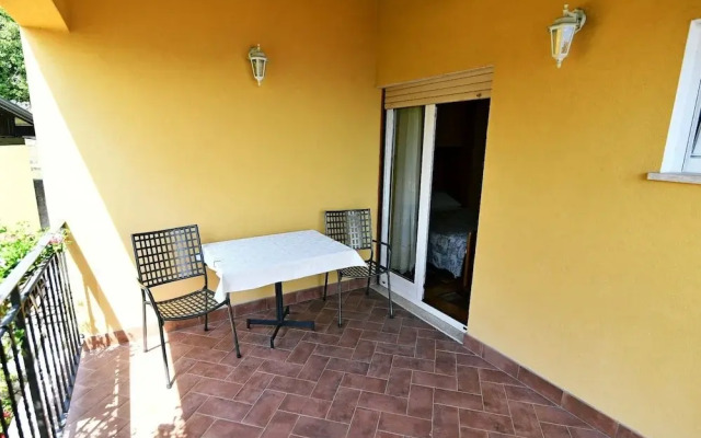 Scenic Retreat Rooms and Family Apartment