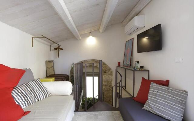 Nicotera Apartment