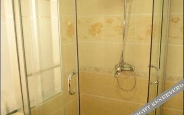 Nongyue Emei Shanju Hostel