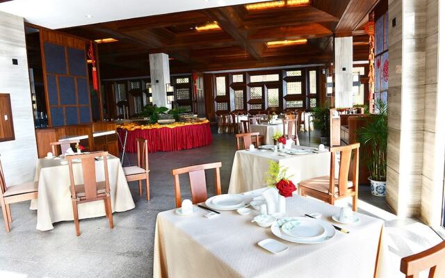 Yalong Bay Earthly Paradise Birds Nest Resort （Mountain Villas)