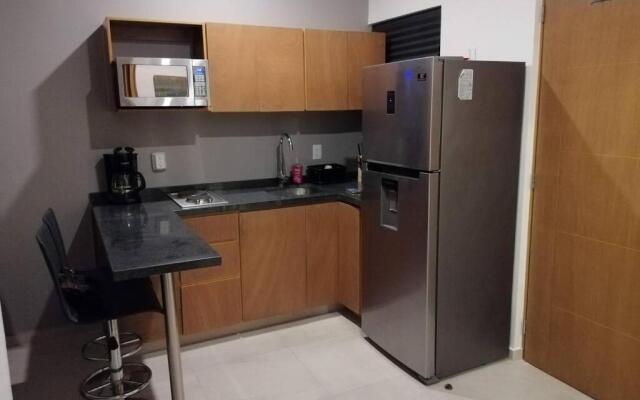 Modern 1 bedroom suite by beach Great location!