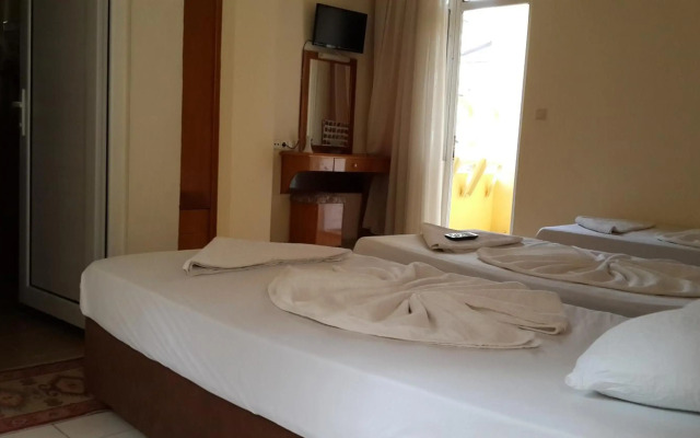 Caner Hotel