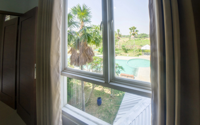 RedDoorz Premium @ Raya Bojonegoro