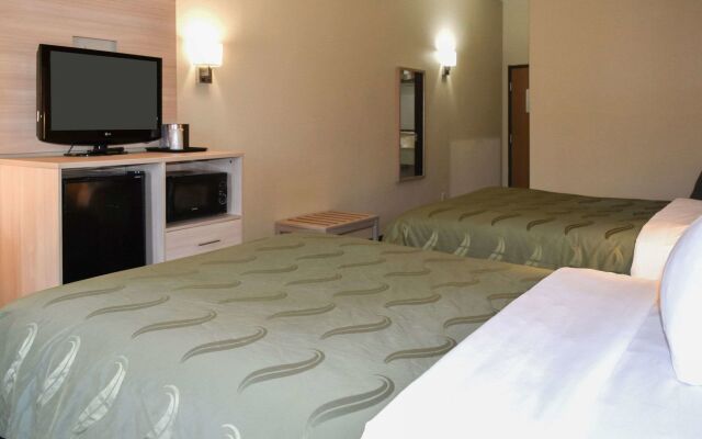 Quality Inn & Suites Brooks Louisville South