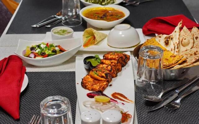 Revels Plum Hotel At New Delhi Railway Station