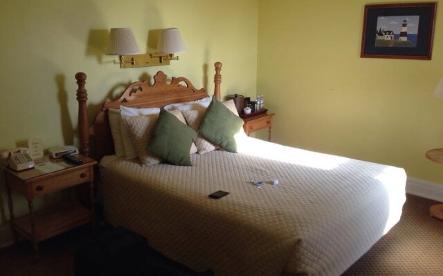 The Wooster Inn