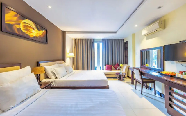 The Noble Swan Central Dong Du Hotel