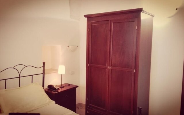 Noi Aparthotels & Trulli
