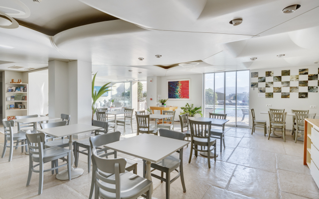 Kouros Art Hotel - Adults Only