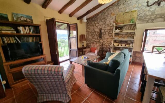 C08A01 Ático con encanto Colindres