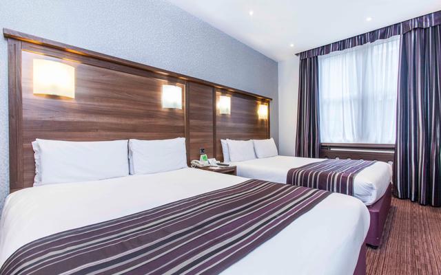 Holiday Inn London - Oxford Circus, an IHG Hotel