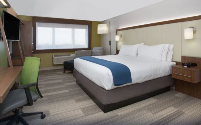 Holiday Inn Express & Suites Calgary Airport Trail NE, an IHG Hotel