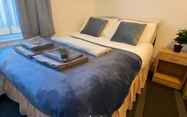 OYO Tudor Lodge - Redcar Beach