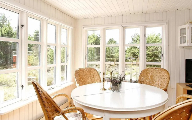 6 Person Holiday Home in Albaek