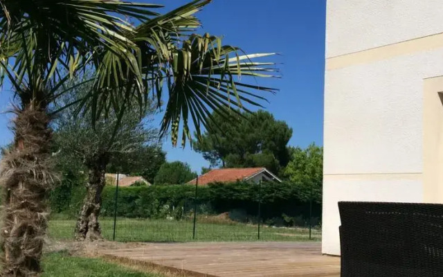 The Doors of Médoc