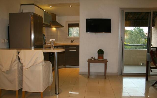 Coquet appartement dans mazet Ste Maxime (Riviera) classé 3