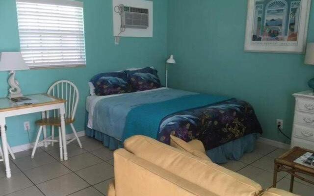 Seahorse Beach Bungalows