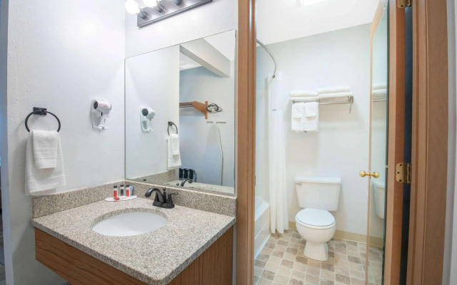 Travelodge by Wyndham Spearfish