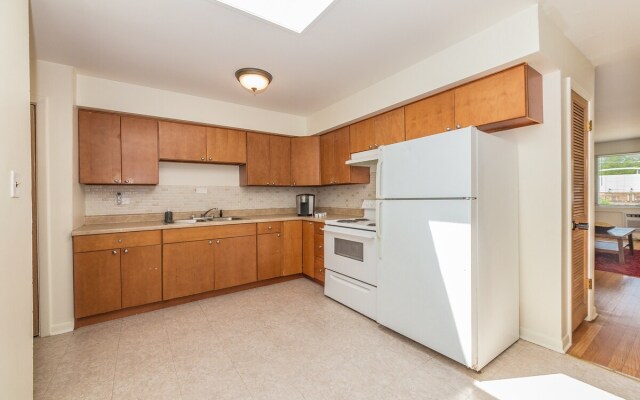 David’s Vacation Escapes Cozy Condo