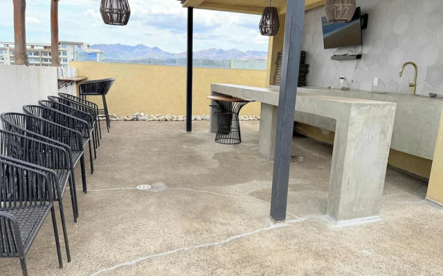 Amoara 301 Bohemian Rooftop