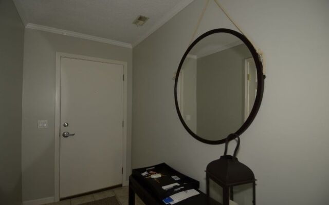 31 Springwood Villa 2 Br villa by RedAwning