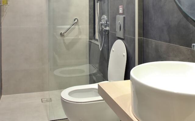 Mirma Halepa Superior Studio