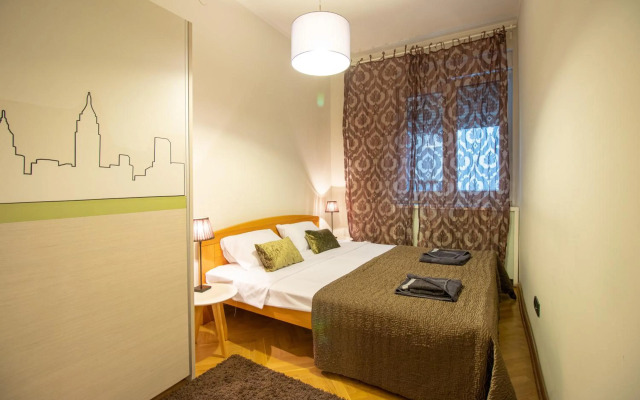 Dani City Center Apartment