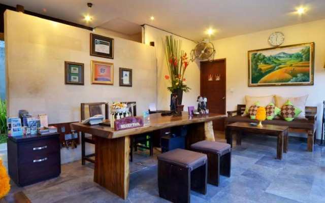 The Khayangan Dreams Villa Umalas