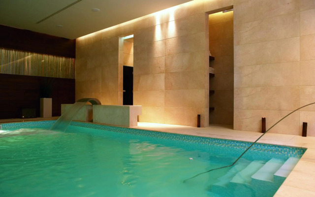 Alexander Beach hotel & Spa