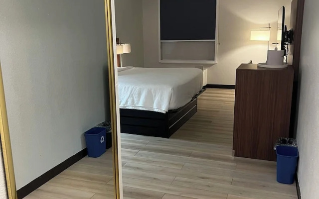 Wingate by Wyndham Dublin Near Claytor Lake State Park