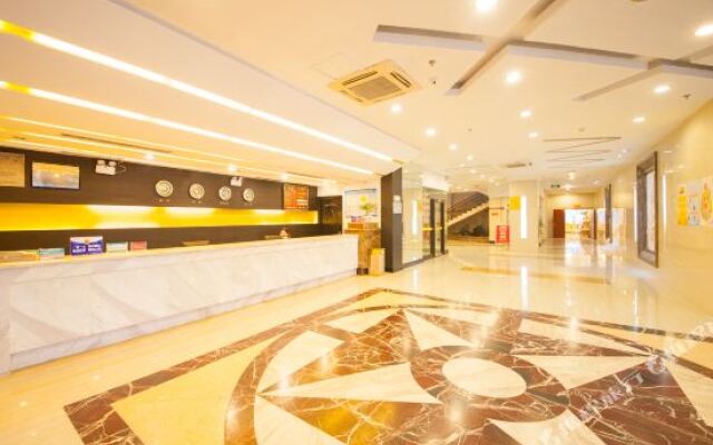 Donghu Hotel
