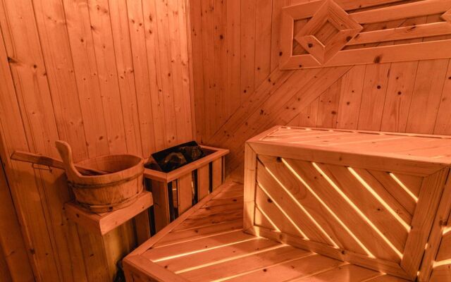 Laurel Danang Apartments