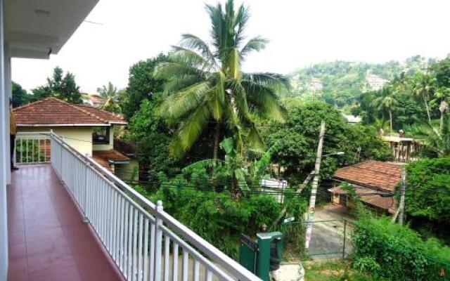 Sirimedura Holiday Resort