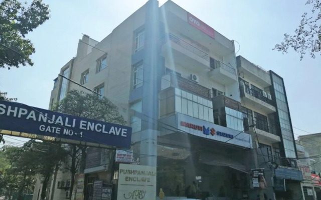 Pitampura Metro Station By OYO Rooms