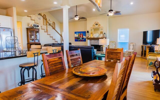 4514bishbchbhnh - Bishop's Beach