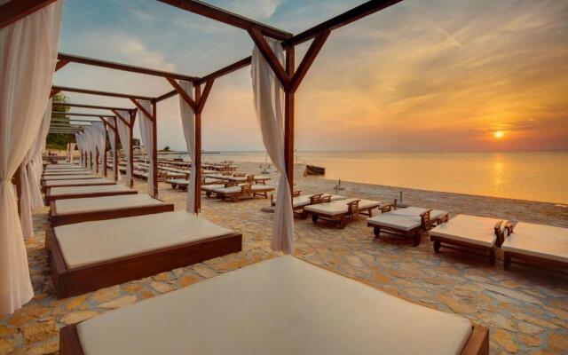 Hotel Pelegrin Plava Laguna