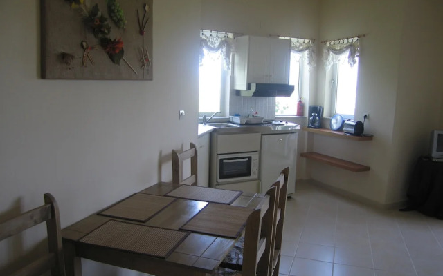 New Kydonia Suites & Studios