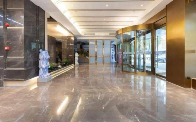 Jinhai International Hotel (Yueyanglou Railway Station Pedestrian Street)