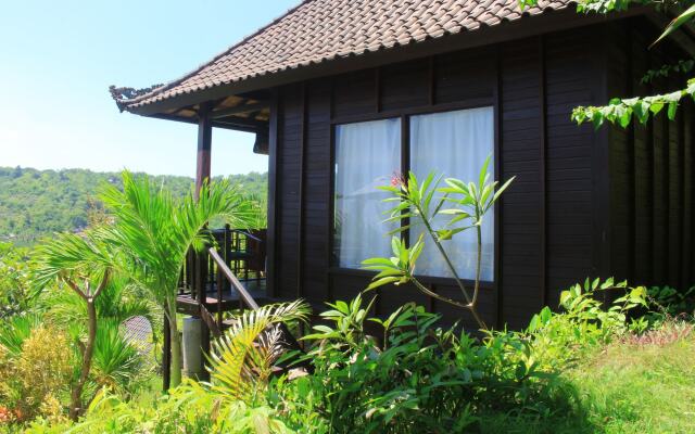 Sunrise Ocean Hut's Lembongan