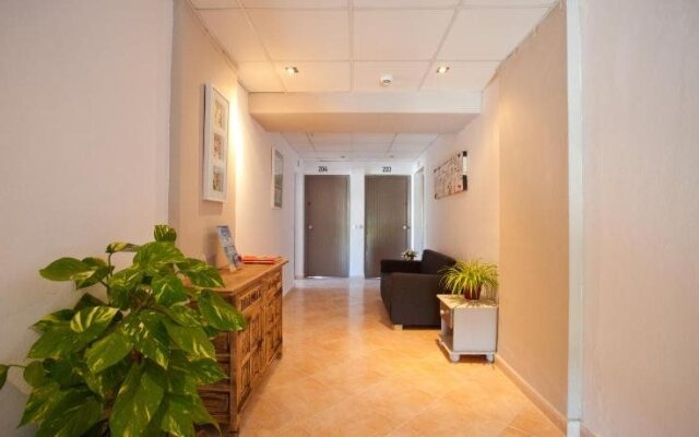 Apartamentos Ses Veles