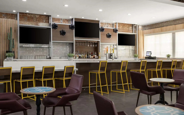 Home2 Suites by Hilton Phoenix Downtown 