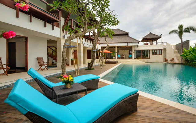 Villa Saya