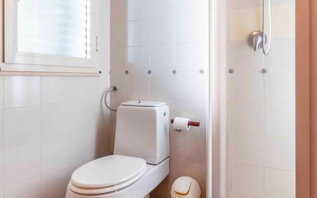 Sea View From Private Garden Terrace With Barbecue