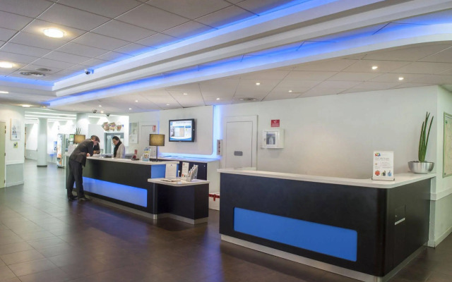 Отель ibis budget Paris Porte de Montmartre