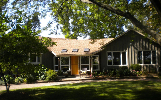 Vineyard Villa Bed & Breakfast