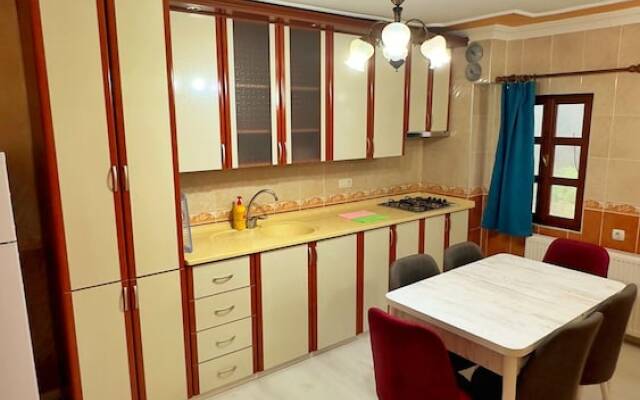 Zeren Apart 2 Centrum