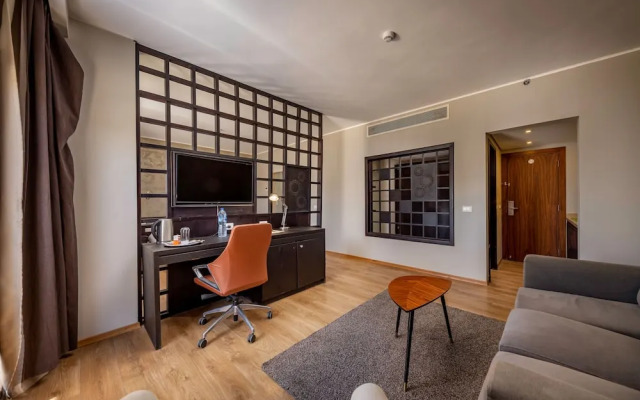 E2 Lodge Hotel Operated by Lemon Spaces